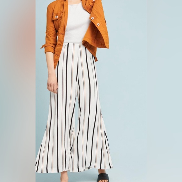 Anthropologie Pants - 🌻Anthropologie White Striped Whited Wide Leg Pants